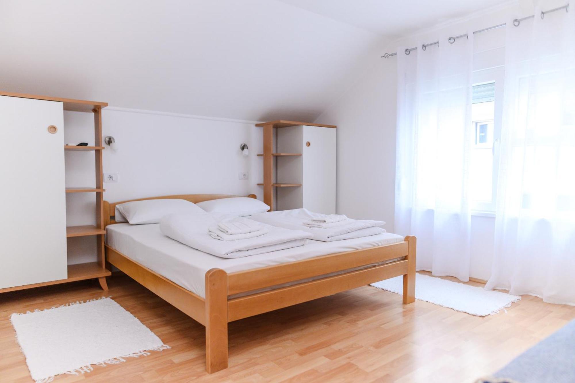 Apartmani Zvirac Soko Banja Eksteriør bilde